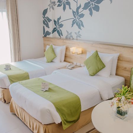 Azalea Hotels & Residences Boracay Balabag  Екстериор снимка
