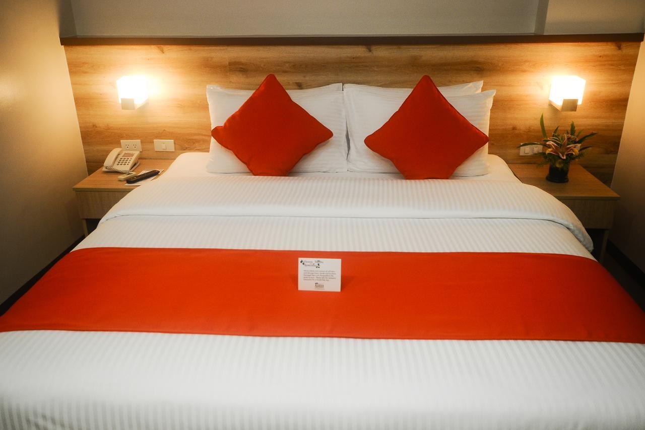 Azalea Hotels & Residences Boracay Balabag  Екстериор снимка